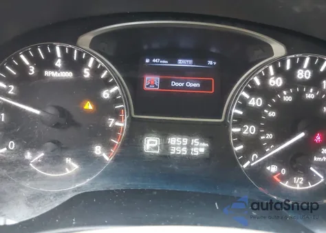 2014 Nissan Pathfinder Platinum из США, поврежденный, VIN 5N1AR2MM8EC723843